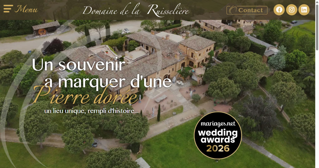 Vue aérienne du Domaine de la Ruisselière, lieu de réception dans le Beaujolais